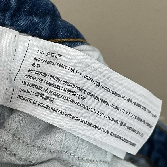 Abercrombie & Fitch Curve Love High Rise Distressed Mom Jeans Medium Wash 25 / 0 - Picture 12 of 12